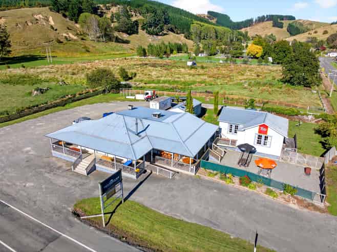 1 Charles Street, Tinui