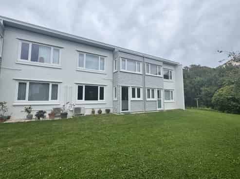 7/18 Agra Crescent, Khandallah