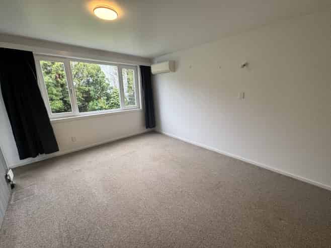 7/18 Agra Crescent, Khandallah