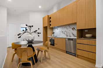 4/63A Owairaka Avenue, Mount Albert