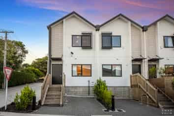 1/63B Owairaka Avenue, Mount Albert