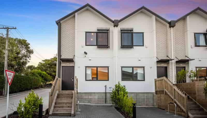 1/63B Owairaka Avenue, Mount Albert
