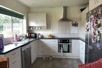 1 Yatton Street, Greerton