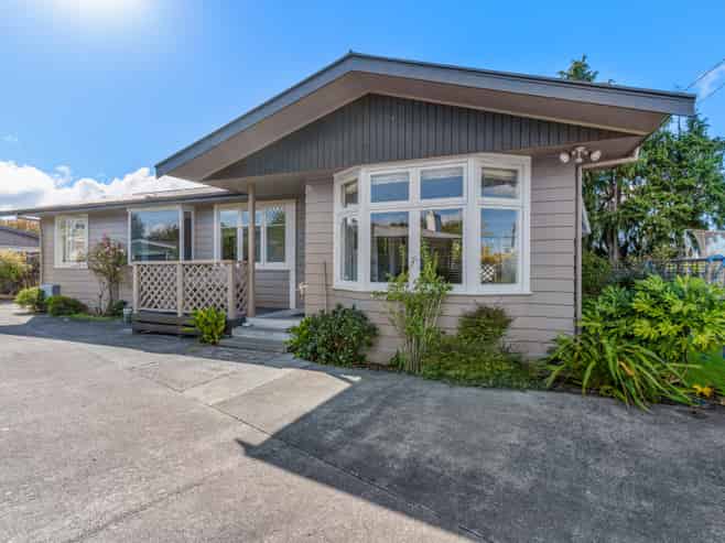 57 Cockburn Street, Masterton