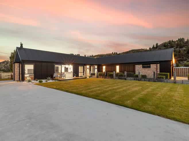 36 Cooper Crescent, Luggate