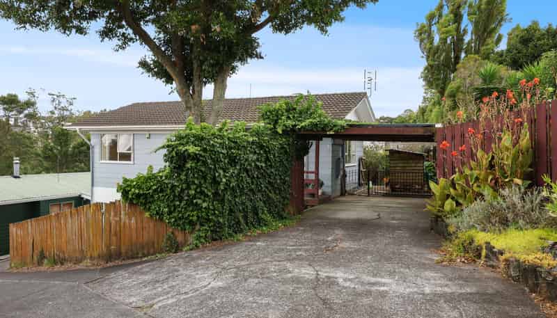 74 Reynella Drive, Massey