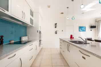 2 Parkwood Grove, Trentham