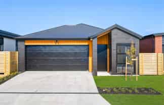 4 Aka Lane, Hamilton Central