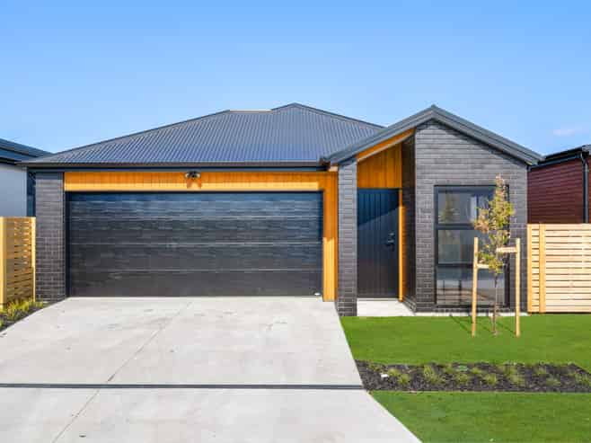 4 Aka Lane, Hamilton Central