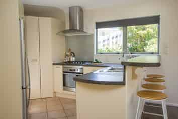 5/33 Box Hill, Khandallah