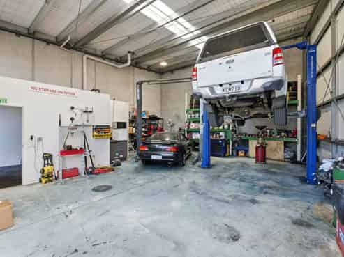 Tenanted Tauriko Industrial Unit