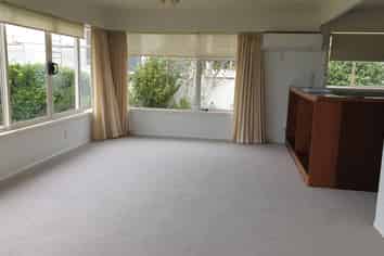 25B Kitchener Road , Milford