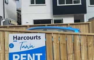 B/28 Collins Avenue, Tawa