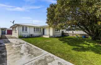 62 Oldham Avenue, Onekawa