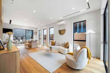 7/8 Park Rise, Campbells Bay