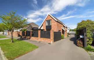 64a  Merivale Lane , Merivale