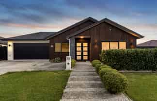 21B Robert Might, Kumeu