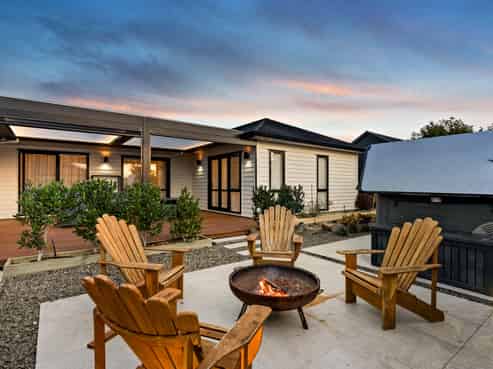 21B Robert Might, Kumeu