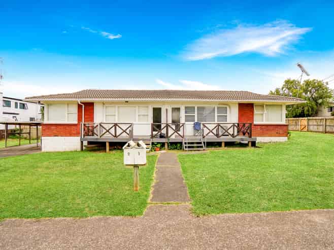 2/2 Ruby Street, Manurewa