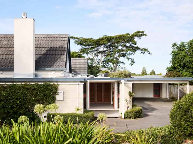 57 Smiths Road, Matua