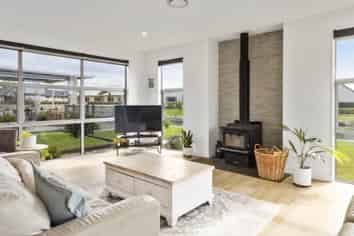 21 Torbay Avenue , Ashburton