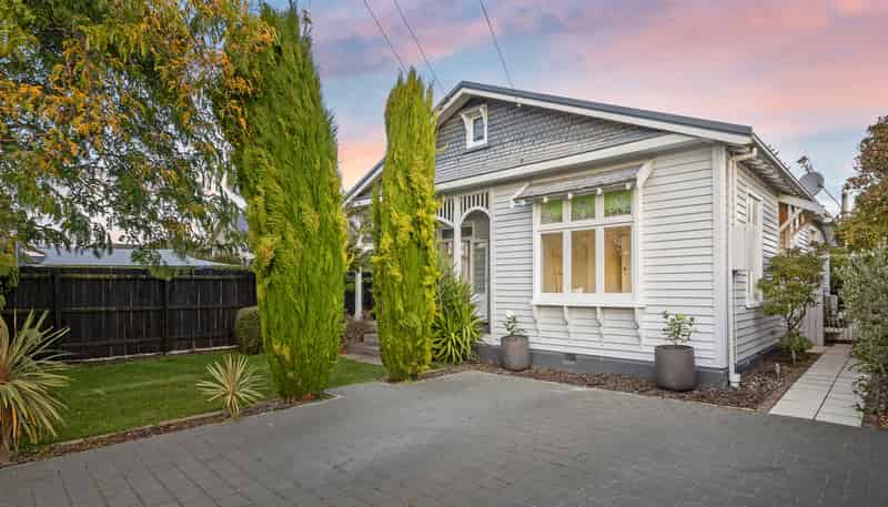 28A Mays Road, Saint Albans