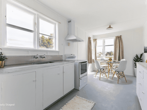 4 Severn Terrace, Roslyn