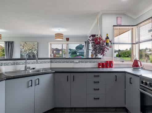 3 Royal Fern, Kelvin Grove