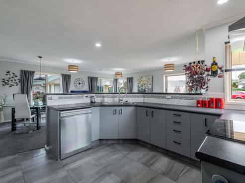 3 Royal Fern, Kelvin Grove