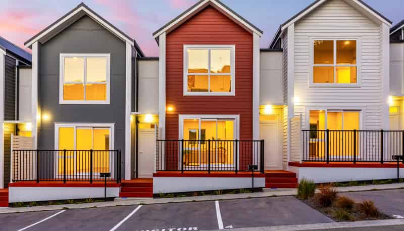1-63 Harbour View Drive, Whitby