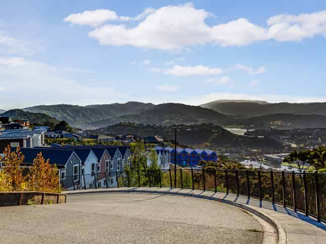 1-63 Harbour View Drive, Whitby