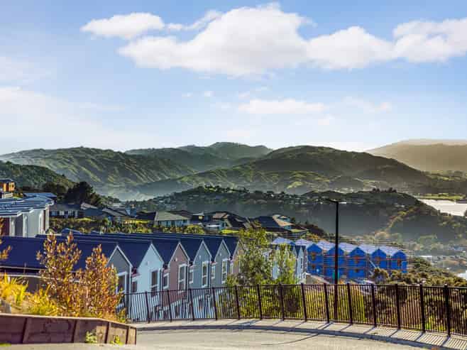 1-63 Harbour View Drive, Whitby