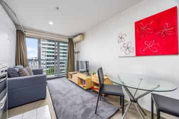 12F/8 Bankside Street, Auckland Central