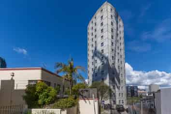 8G/15 Whitaker Place, Auckland Central