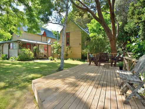 292 Paroa Road, Tauwhareparae