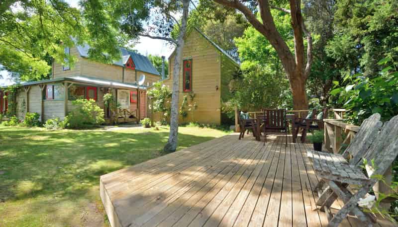 292 Paroa Road, Tauwhareparae