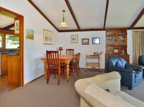 292 Paroa Road, Tauwhareparae