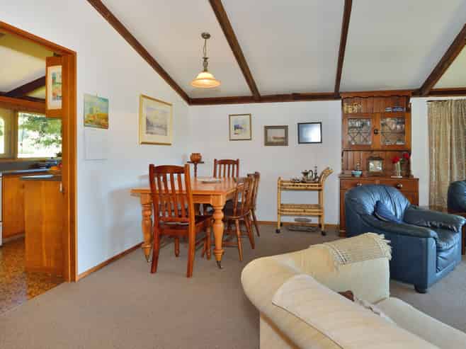 292 Paroa Road, Tauwhareparae