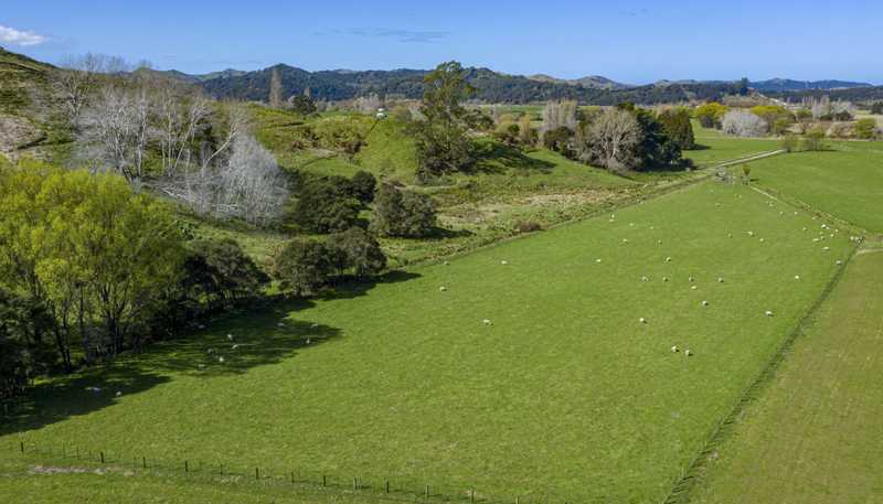 292 Paroa Road, Tauwhareparae