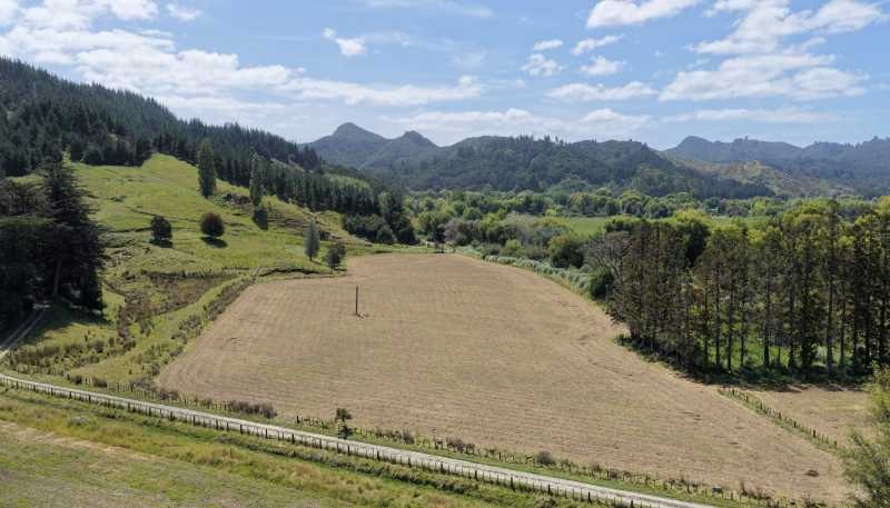 292 Paroa Road, Tauwhareparae
