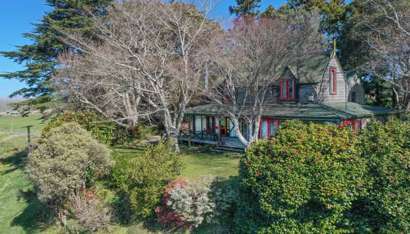 292 Paroa Road, Tauwhareparae