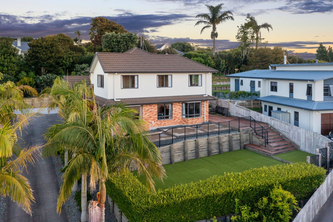 Aussie Family Awaits - Motivation is High, Ohauiti