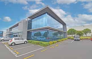 GROUND FLOOR OFFICE SHOWROOM
