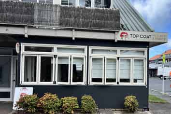 Top Coat Nail Bar – Business for Sale