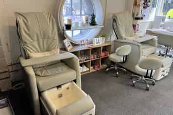 Top Coat Nail Bar – Business for Sale
