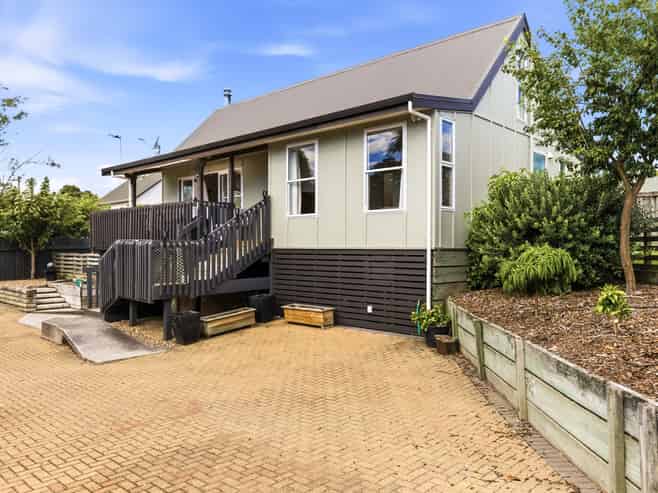 1/206 Tamamutu Street, Taupo