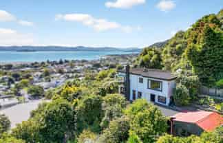 19 Karaka Street, Eastbourne