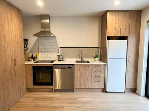 2/16 Devon Street, Sydenham