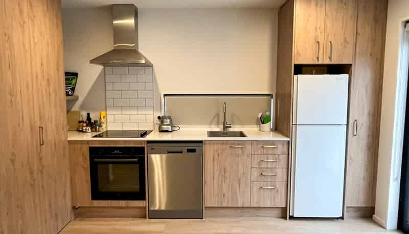 2/16 Devon Street, Sydenham