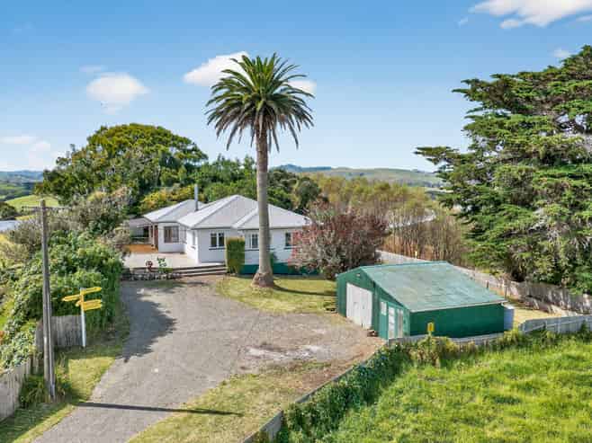 49 Petley Road, Paparoa